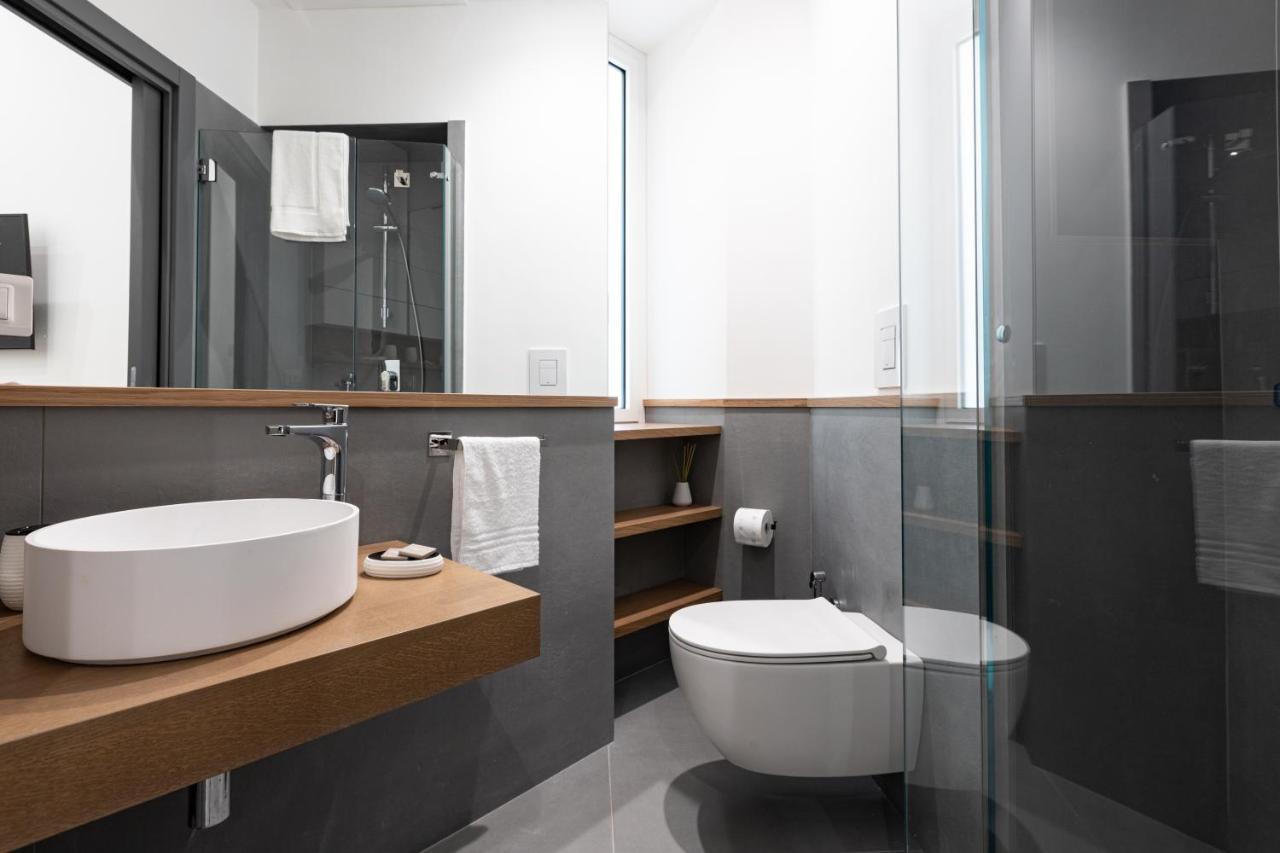 Tito'S Rooms Naples Luaran gambar