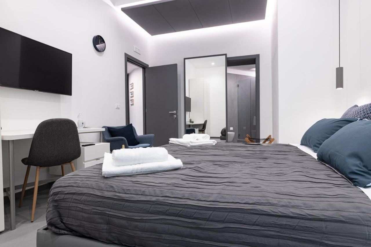 Tito'S Rooms Naples Luaran gambar