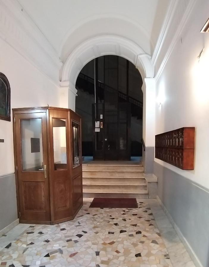 Tito'S Rooms Naples Luaran gambar